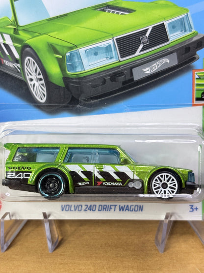 Hot Wheels Volvo 240 Drift Wagon | 2023 HW Slammed Mainline