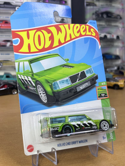 Hot Wheels Volvo 240 Drift Wagon | 2023 HW Slammed Mainline