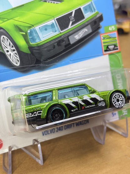 Hot Wheels Volvo 240 Drift Wagon | 2023 HW Slammed Mainline