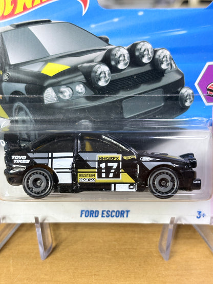 Hot Wheels Ford Excort | 2025 Compact Kings 4/10 Mainline Short Card