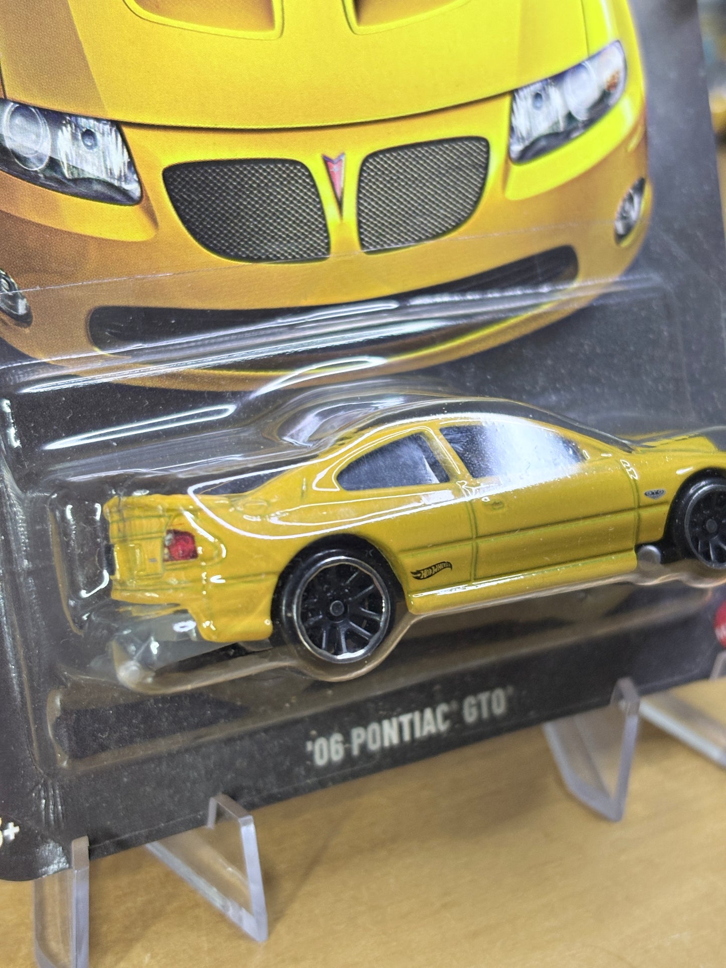 Hot Wheels Silver Series | '06 Pontiac GTO | 2026 Pontiac 2/5