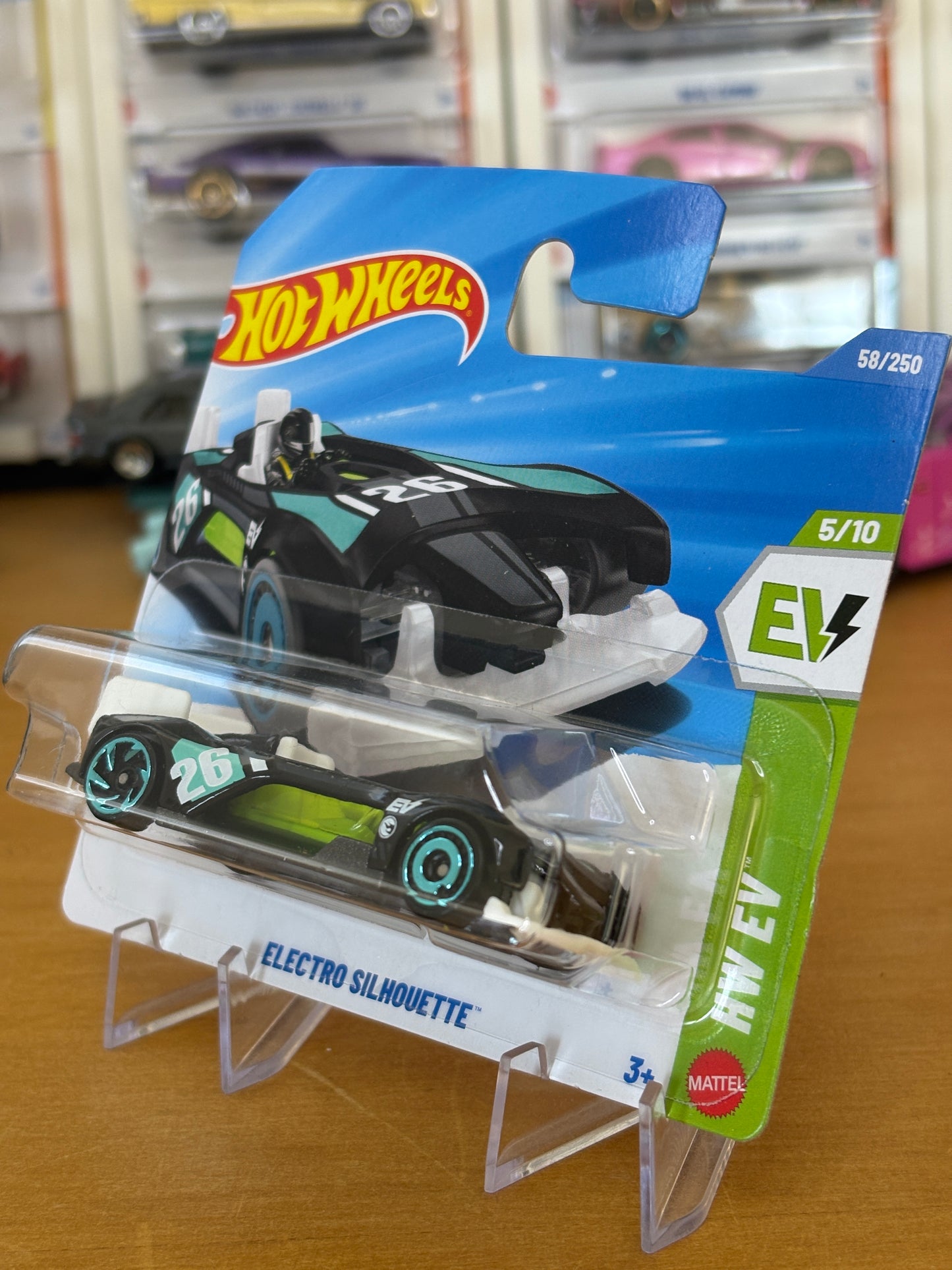 Hot Wheels Mainline Treasure Hunt / Electro Silhouette / 2026 HW EV 5/10 (Short Card)