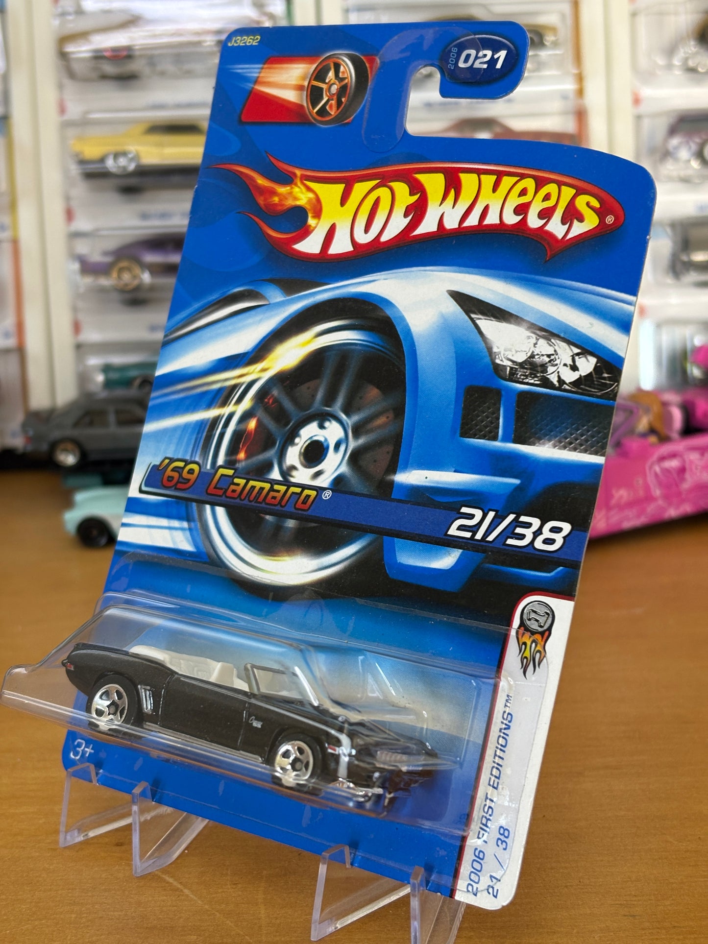 Hot Wheels Mainline / '69 Camaro / 2006 First Editions 21/38