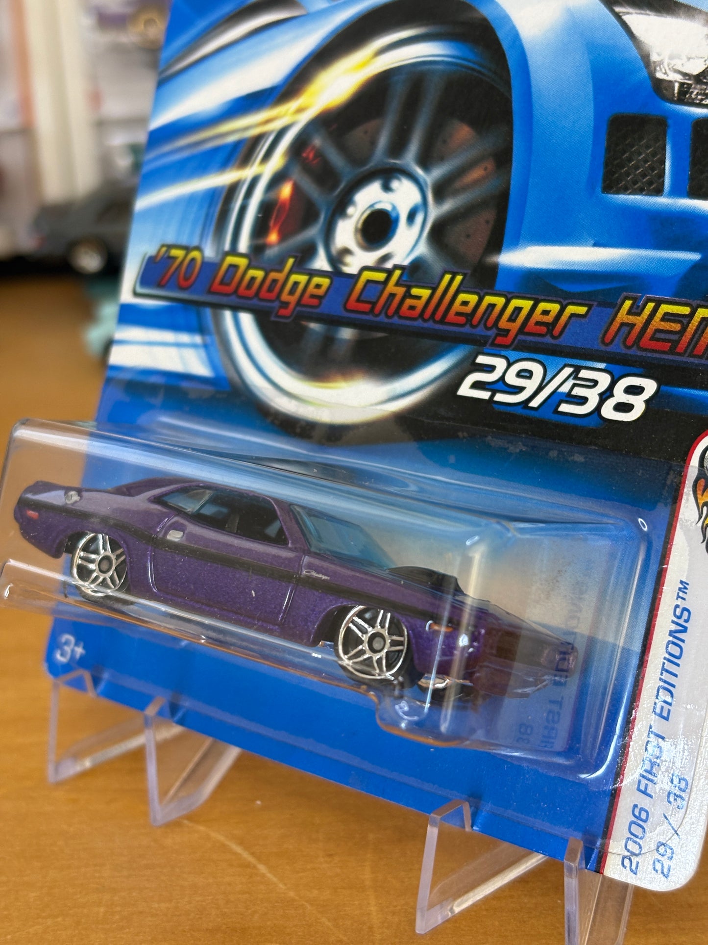 Hot Wheels Mainline / '70 Dodge Challenger Hemi / 2006 First Editions 29/38
