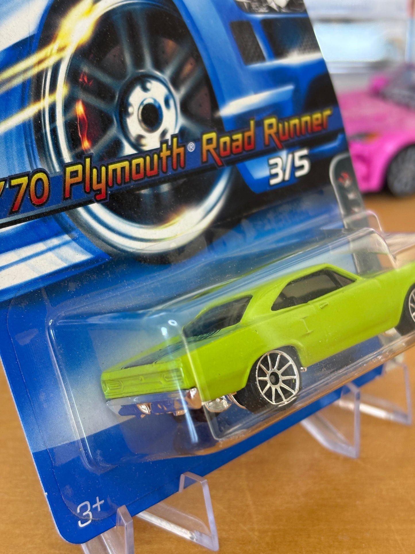 Hot Wheels Mainline / '70 Plymouth Road Runner / 2006 MoTown Metal 3/5