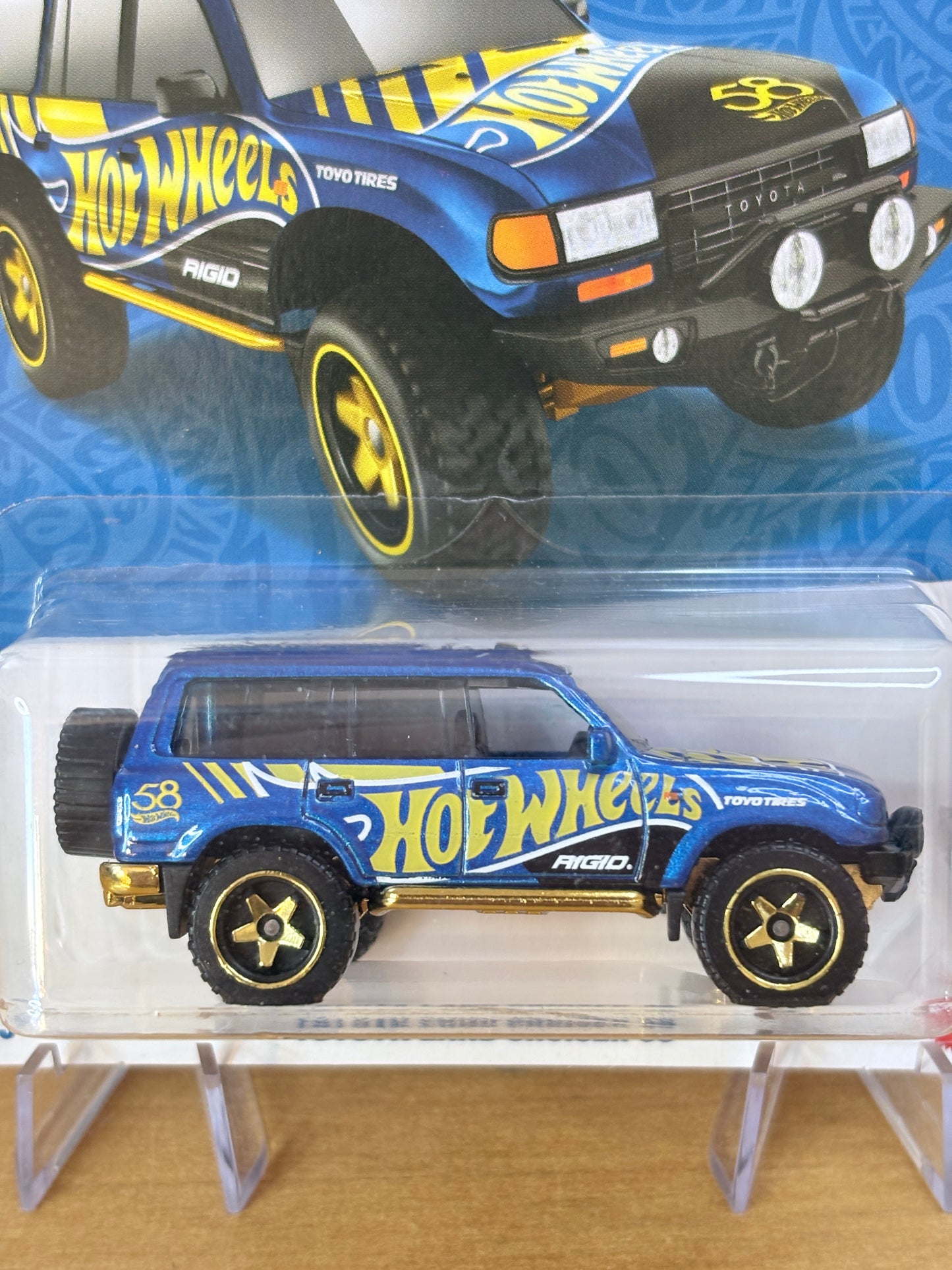 Hot Wheels Toyota Land Cruiser 80 | 2026 Hot Wheels Anniversary 2/6