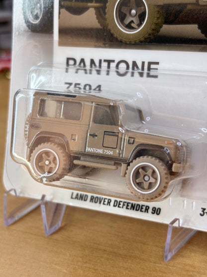 Hot Wheels Silver Series | Land Rover Defender 90 | 2026 Pantone 5/6