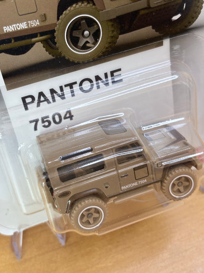 Hot Wheels Silver Series | Land Rover Defender 90 | 2026 Pantone 5/6