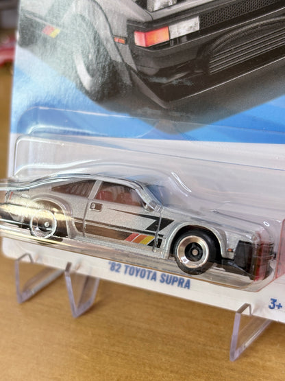 Hot Wheels '82 Toyota Supra | 2026 Then and Now 8/10 Mainline