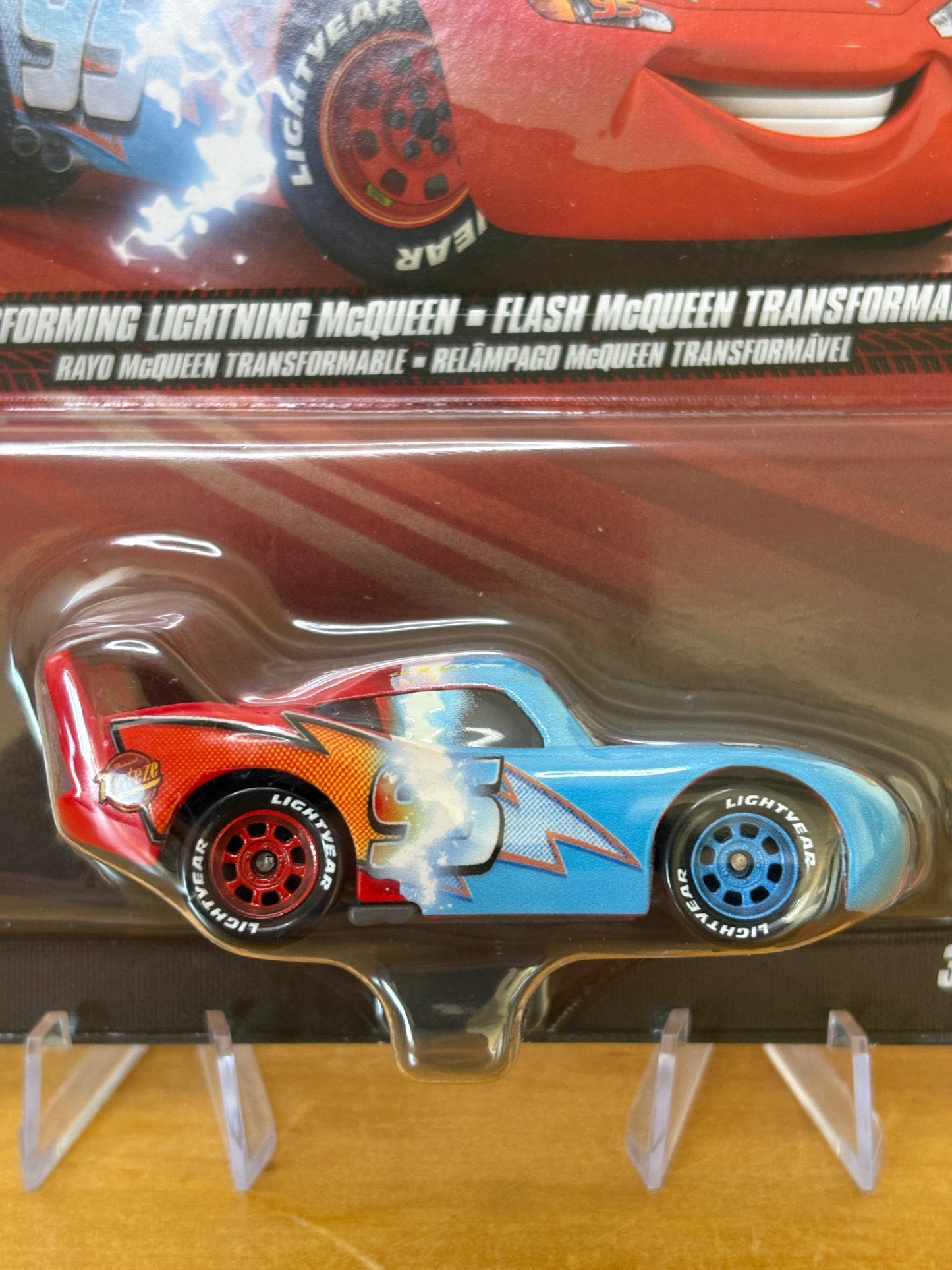 Disney Pixar Cars | Transforming Lightning McQueen