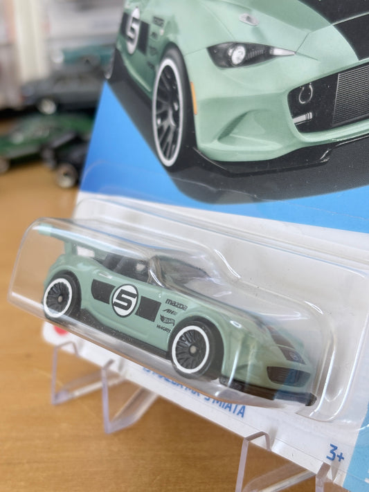 Hot Wheels Mainline / '15 Mazda MX-5 Miata / 2024 HW J-Imports 3/10