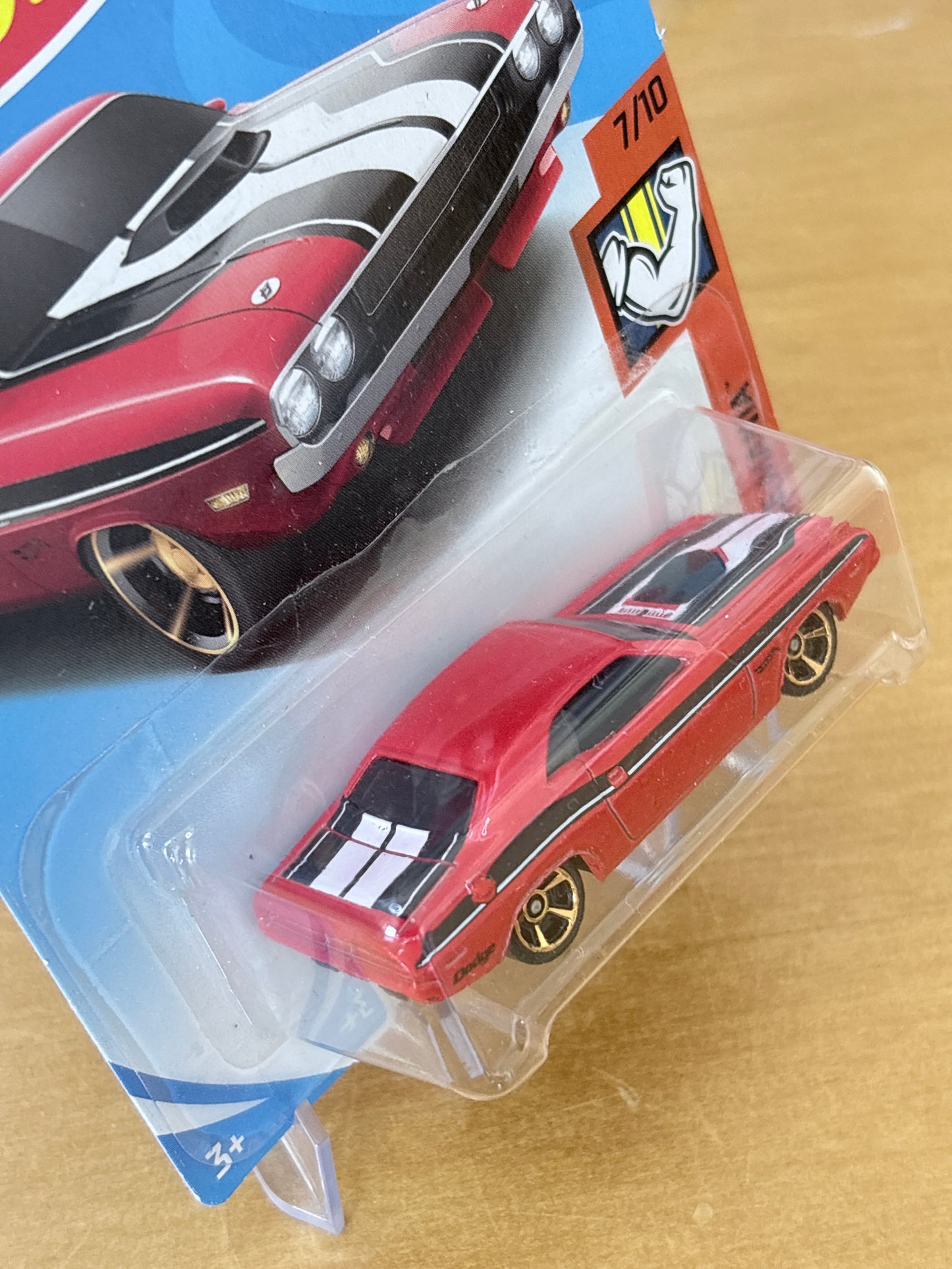 Hot Wheels Mainline / '70 Dodge Hemi Challenger / 2021 Muscle Mania 7/10
