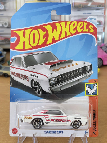 Hot Wheels Mainline / '68 Dodge Dart / 2022 Muscle Mania 1/5