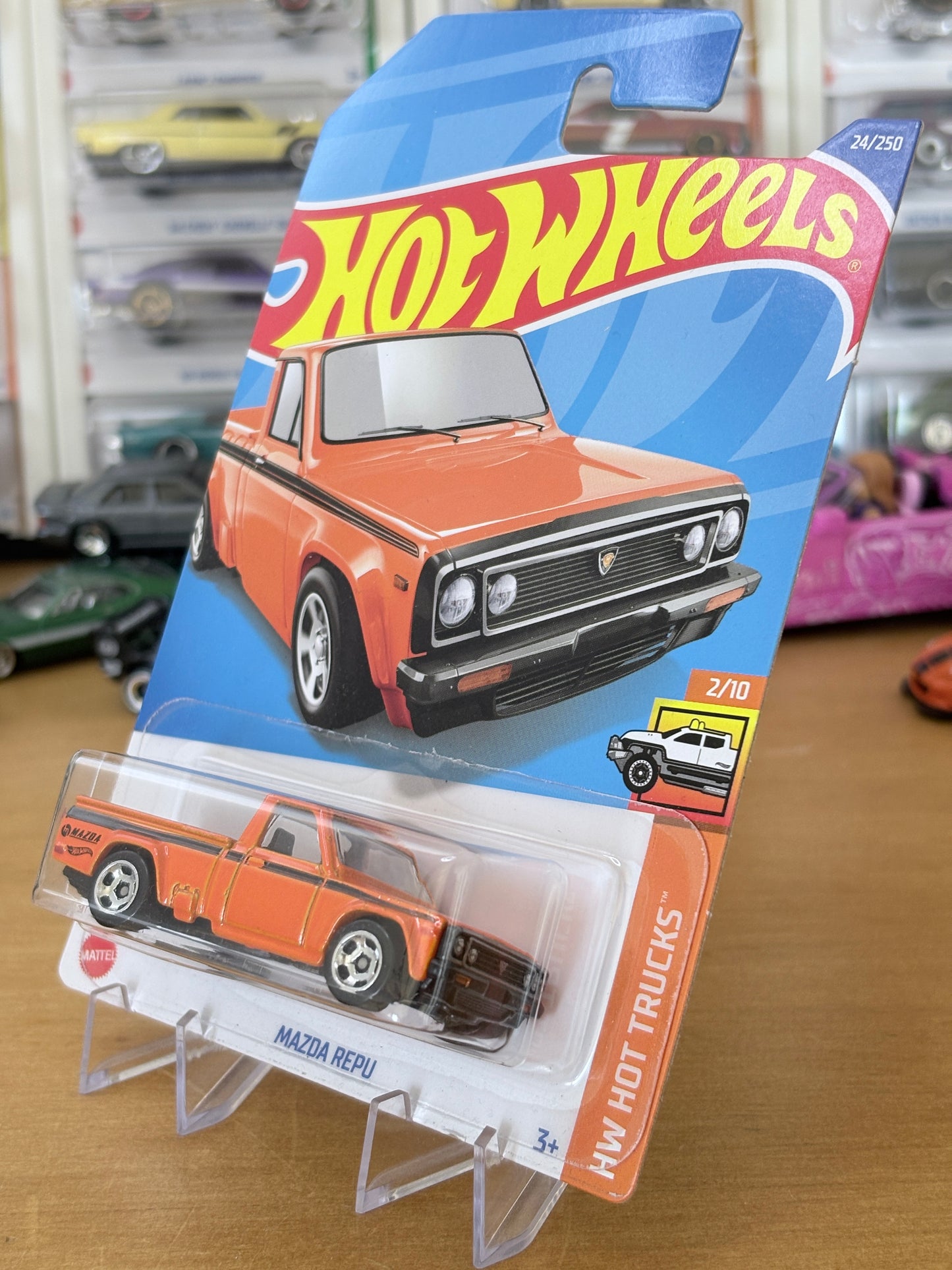 Hot Wheels Mainline / Mazda Repu / 2022 HW Hot Trucks 2/10 ORANGE