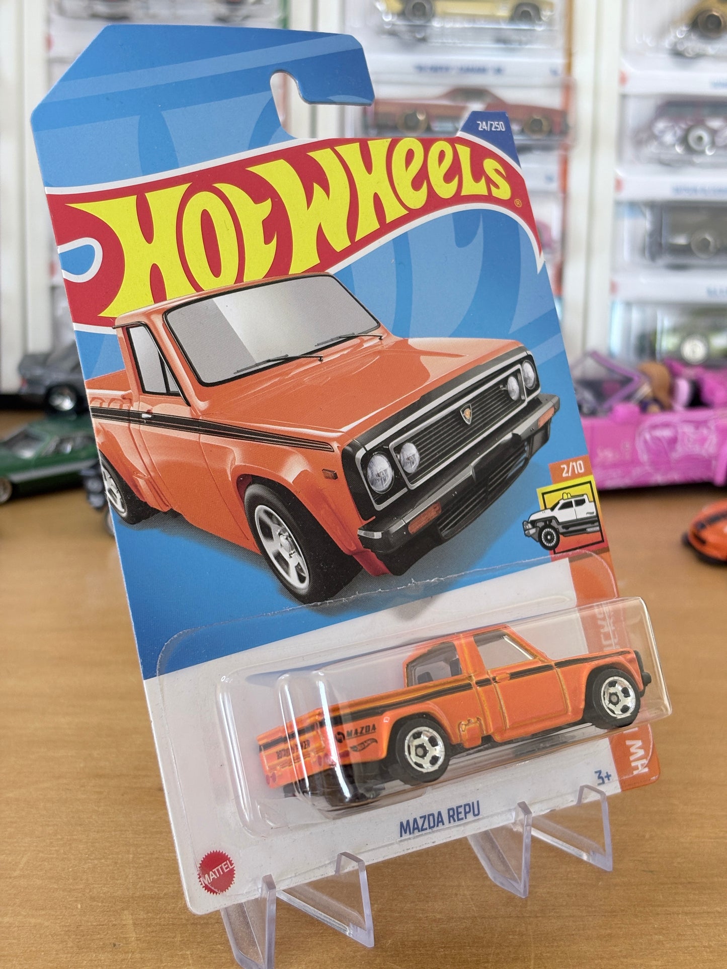 Hot Wheels Mainline / Mazda Repu / 2022 HW Hot Trucks 2/10 ORANGE