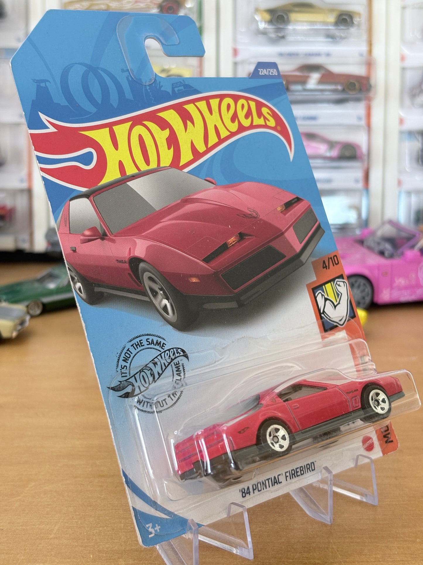 Hot Wheels Mainline / '84 Pontiac Firebird / 2018 Muscle Mania 4/10
