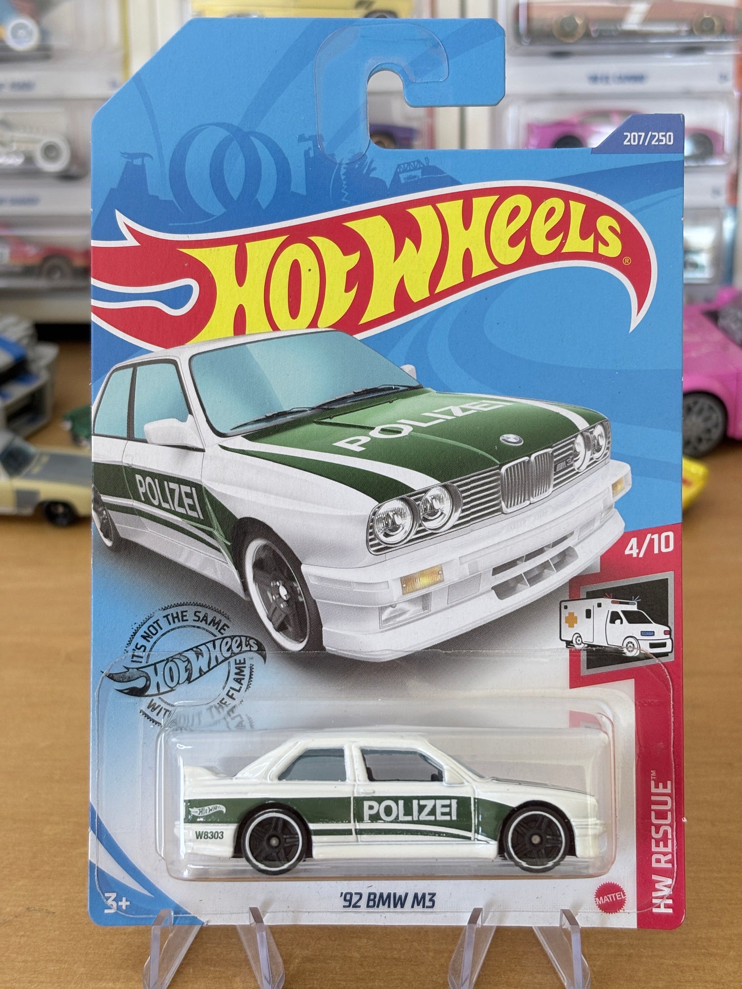 Hot Wheels Mainline / '92 BMW M3 / 2018 HW Rescue 4/10