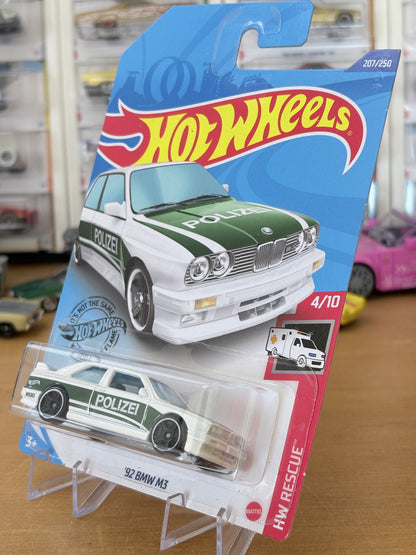 Hot Wheels Mainline / '92 BMW M3 / 2018 HW Rescue 4/10
