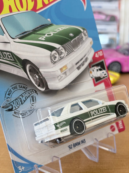 Hot Wheels Mainline / '92 BMW M3 / 2018 HW Rescue 4/10
