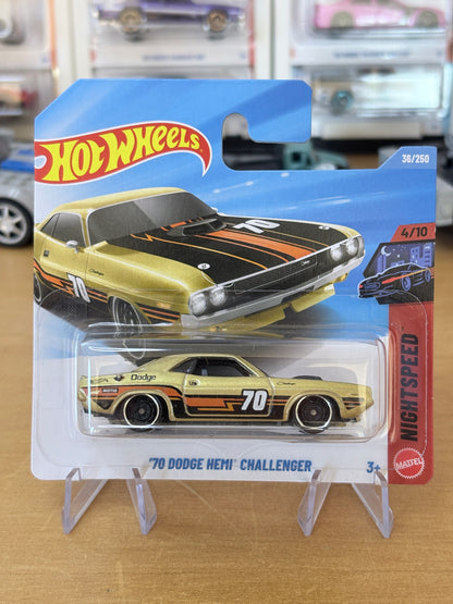 Hot Wheels Mainline / '70 Dodge Hemi Challenger / 2026 Nightspeed 4/10 (Short Card)