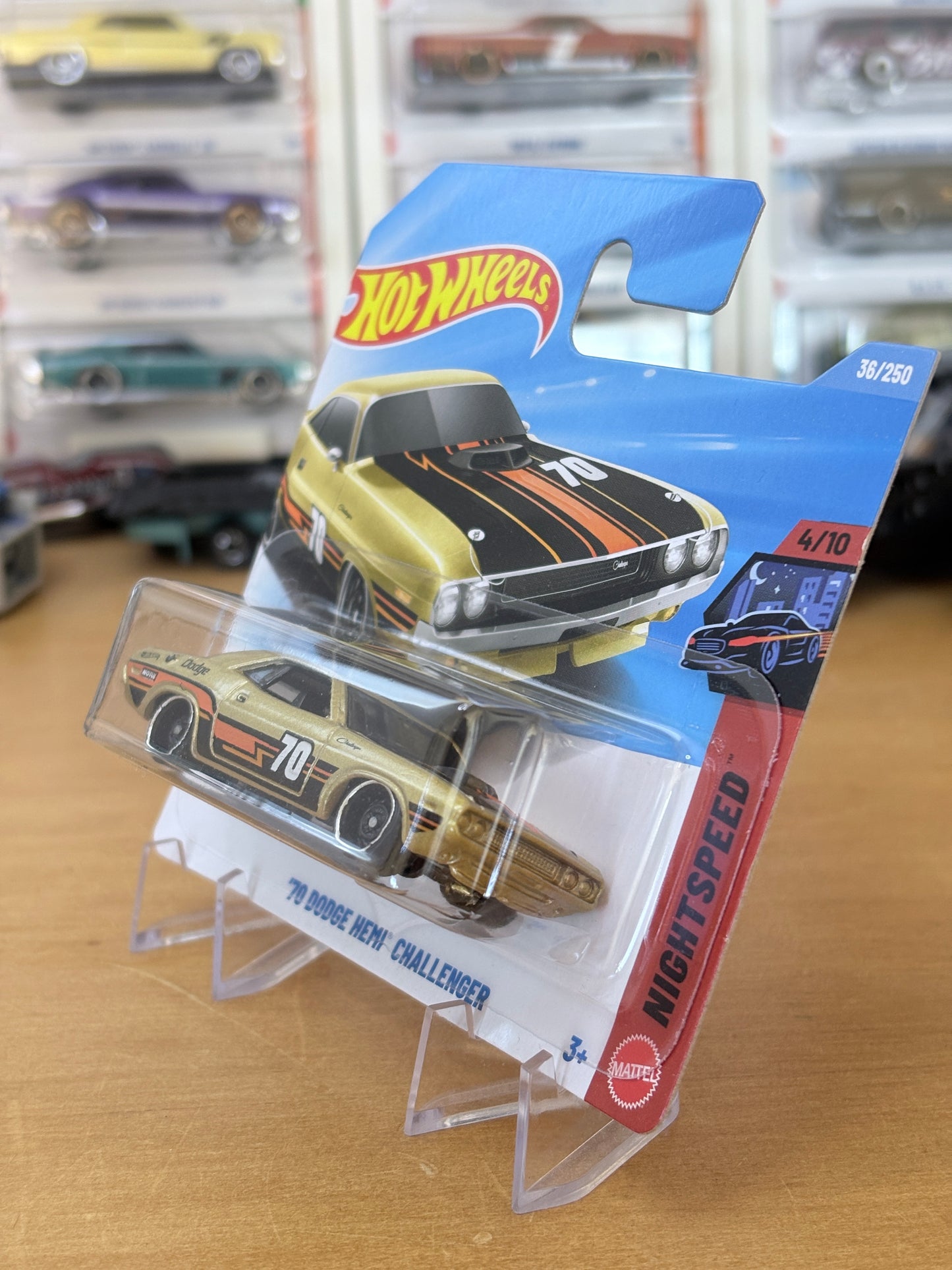 Hot Wheels Mainline / '70 Dodge Hemi Challenger / 2026 Nightspeed 4/10 (Short Card)