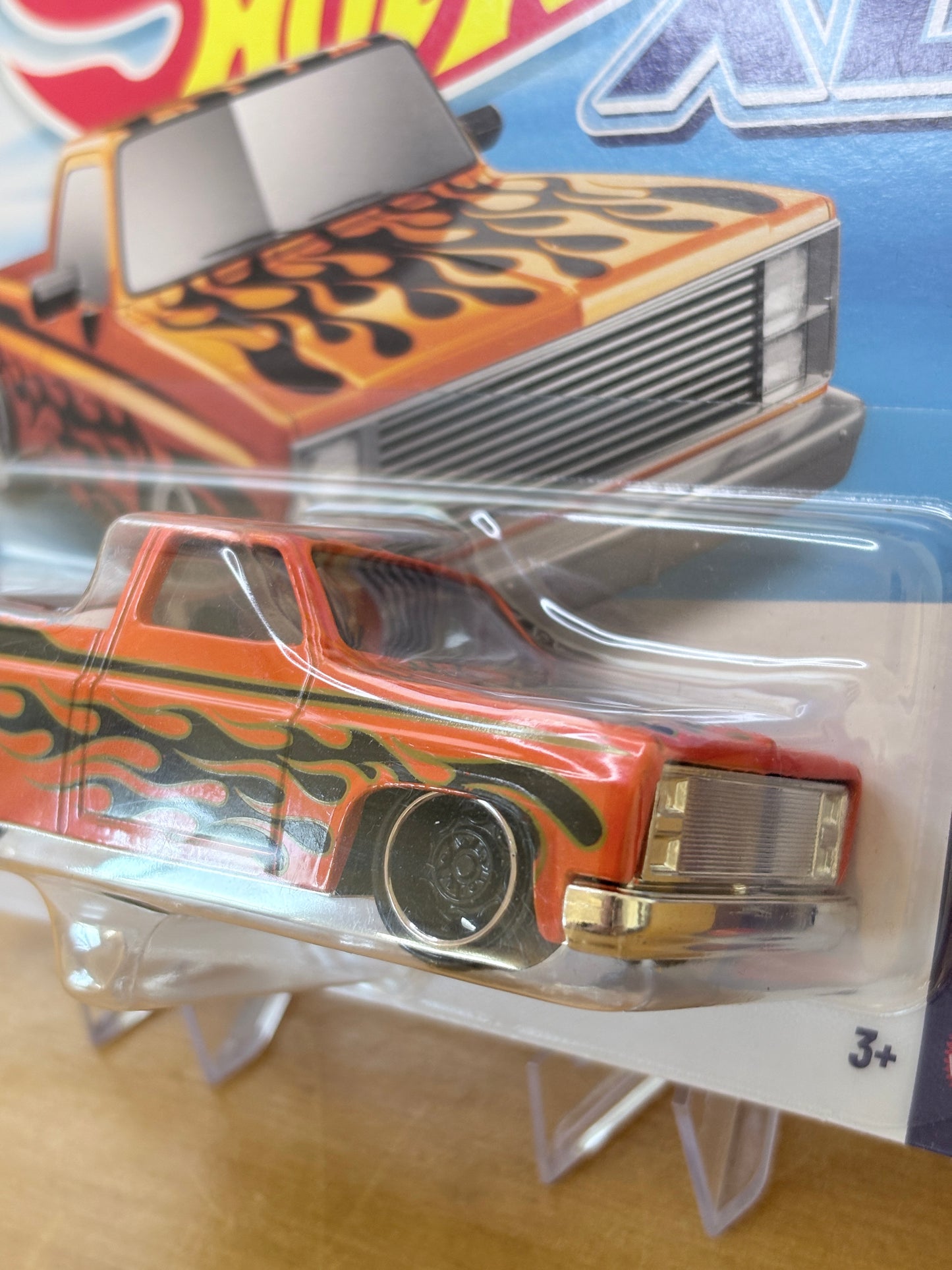 Hot Wheels XL | '83 Chevy Silverado | Series 1 2026 - Error Version