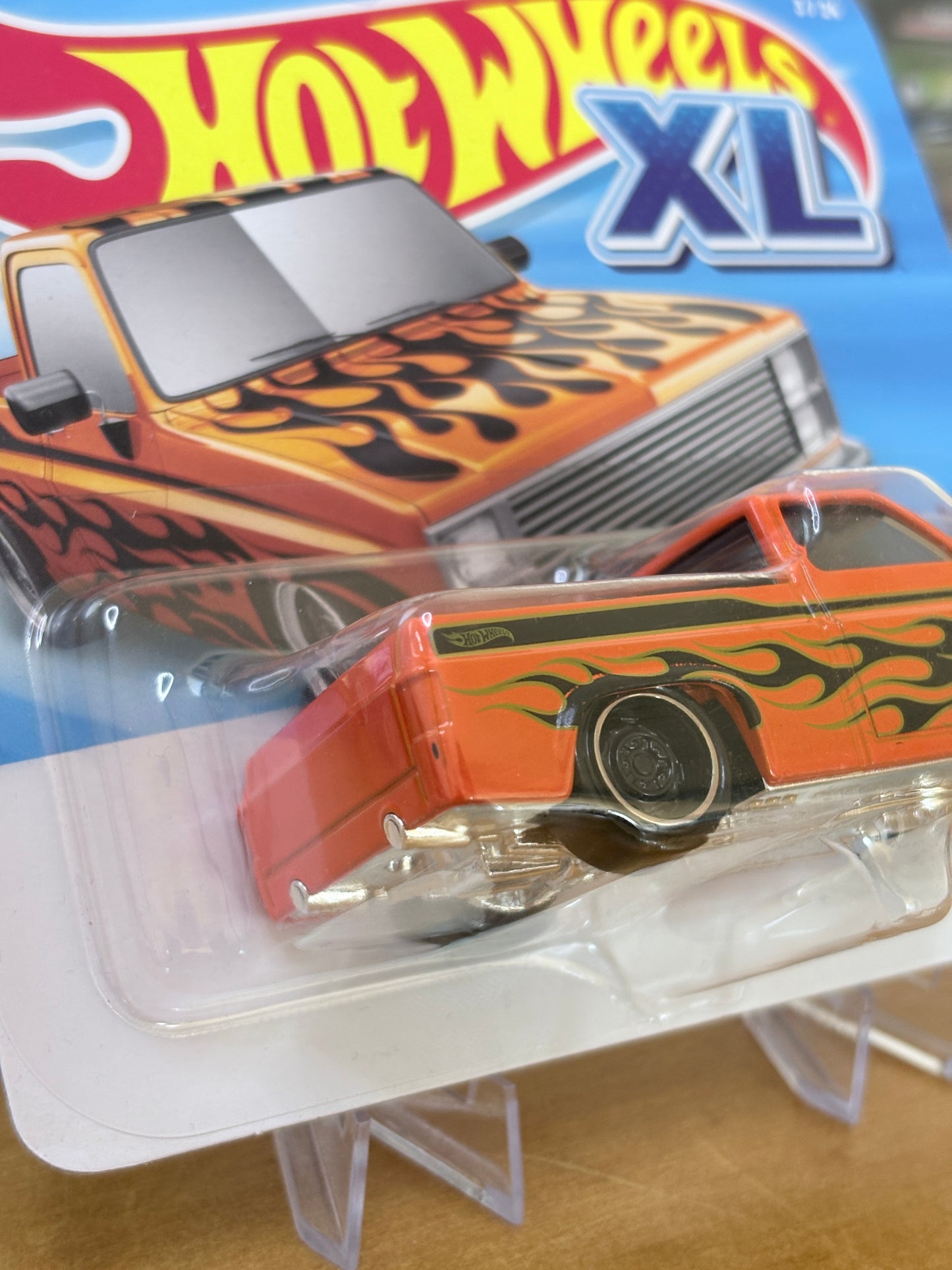 Hot Wheels XL | '83 Chevy Silverado | Series 1 2026 - Error Version