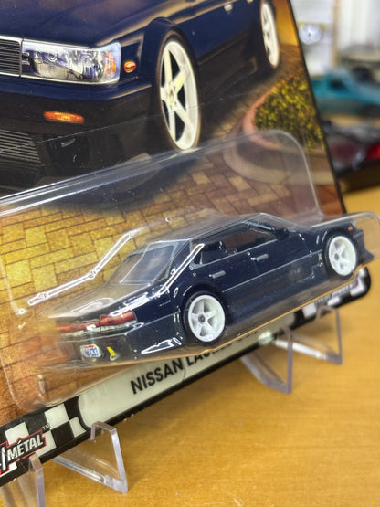 Hot Wheels Nissan Laurel C33 Boulevard #137 Premium Diecast