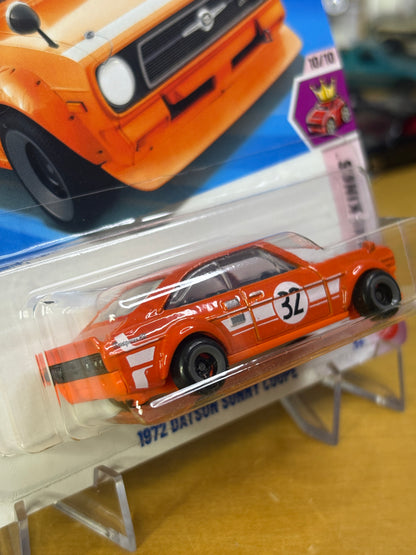 Hot Wheels 1972 Datsun Sunny Coupe | 2026 Compact Kings 10/10 Mainline