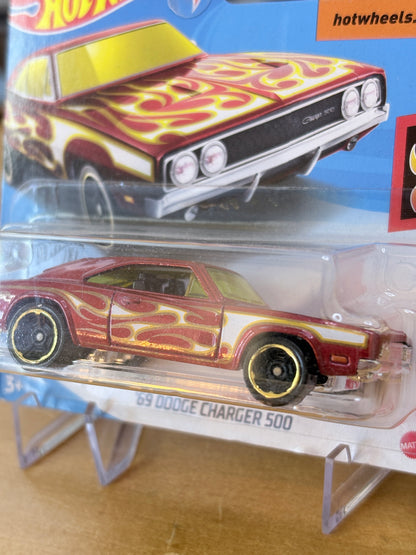 Hot Wheels '69 Dodge Charger 500 | 2017 HW Flames 8/10 Mainline Short Card