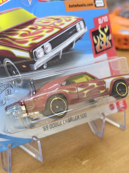 Hot Wheels '69 Dodge Charger 500 | 2017 HW Flames 8/10 Mainline Short Card