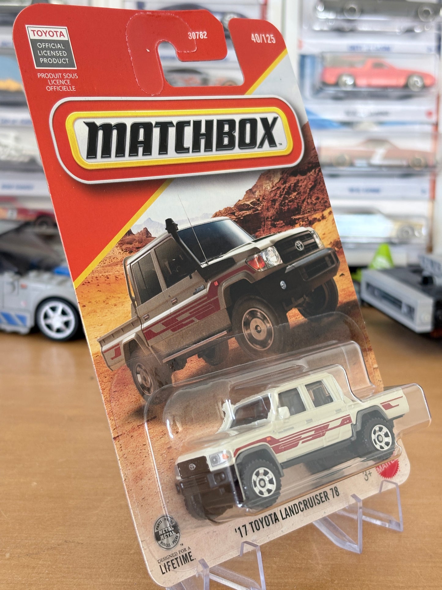 Matchbox Mainline / '17 Toyota Landcruiser 78 / 2026 40/125