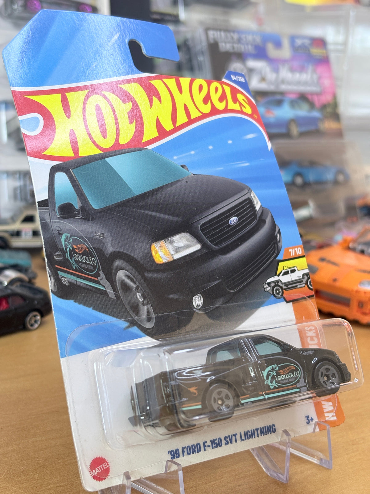 Hot Wheels '99 Ford F-150 SVT Lightning | 2025 HW Hot Trucks 7/10 Mainline (BLACK)