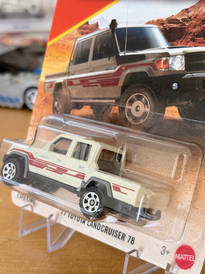 Matchbox Mainline / '17 Toyota Landcruiser 78 / 2026 40/125