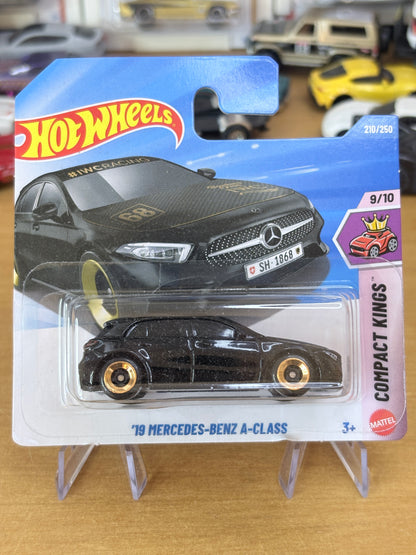 Hot Wheels '19 Mercedes-Benz A-Class | 2026 Compact Kings 9/10 Short Card