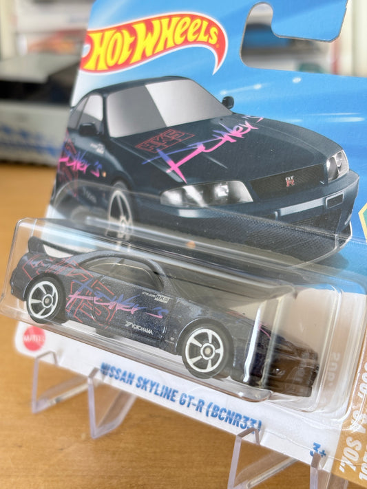 Hotwheels Mainline / Nissan Skyline GT-R (BCNR33) / 2025 HW '70s vs.'90s 8/10 BLACK Short Card (Copy)