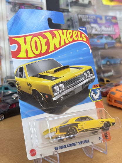 Hot Wheels '69 Dodge Coronet Superbee | 2026 Muscle Mania 5/10 Mainline