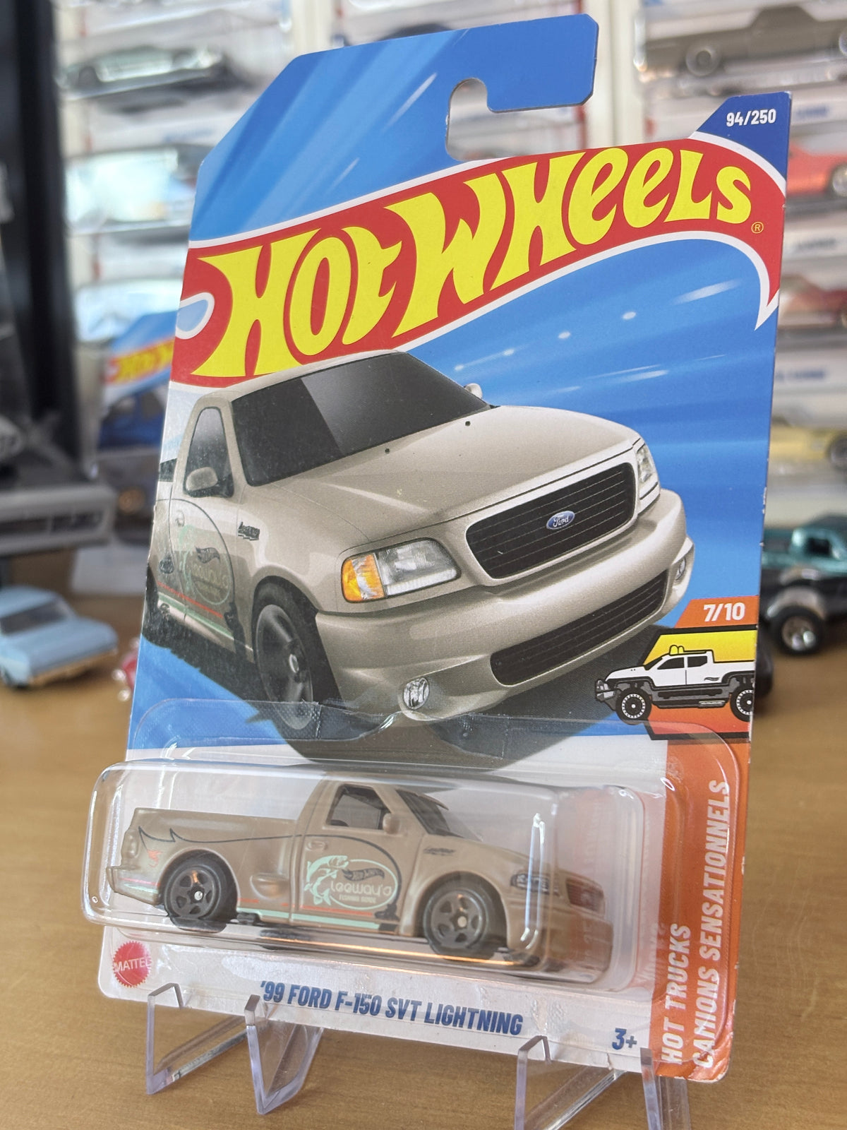 Hot Wheels '99 Ford F-150 SVT Lightning | 2025 HW Hot Trucks 7/10 Mainline (Beige)