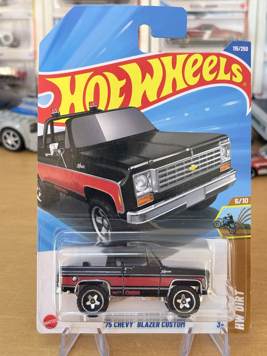 Hot Wheels Mainline | '75 Chevy Blazer Custom | 2025 HW DIRT 5/10