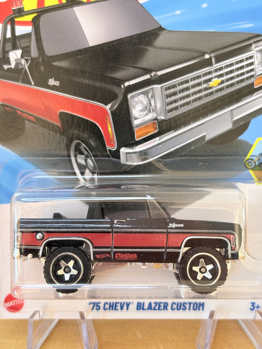 Hot Wheels Mainline | '75 Chevy Blazer Custom | 2025 HW DIRT 5/10