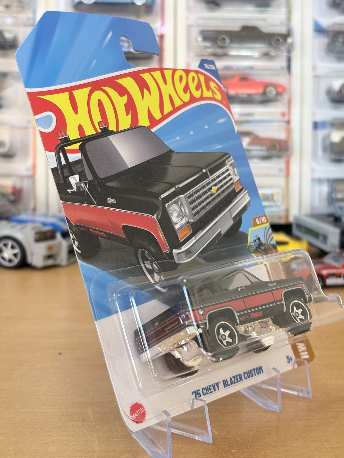Hot Wheels Mainline | '75 Chevy Blazer Custom | 2025 HW DIRT 5/10