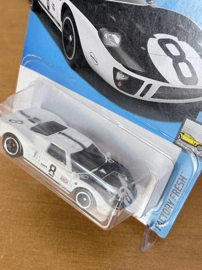 Hot Wheels Ford GT40 | 2024 Factory Fresh 2/10 Mainline White
