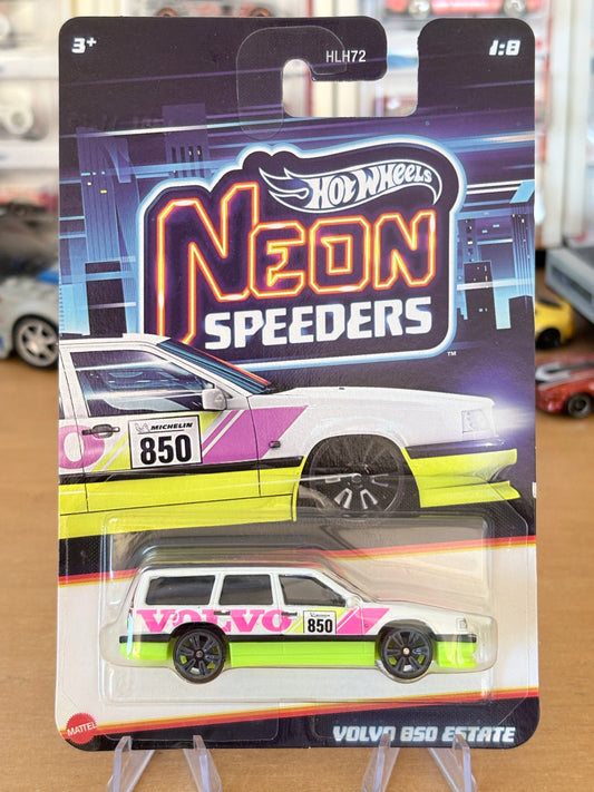 Hot Wheels Neon Speeders | Volvo 850 Estate | 2026 Mix 1 1/8