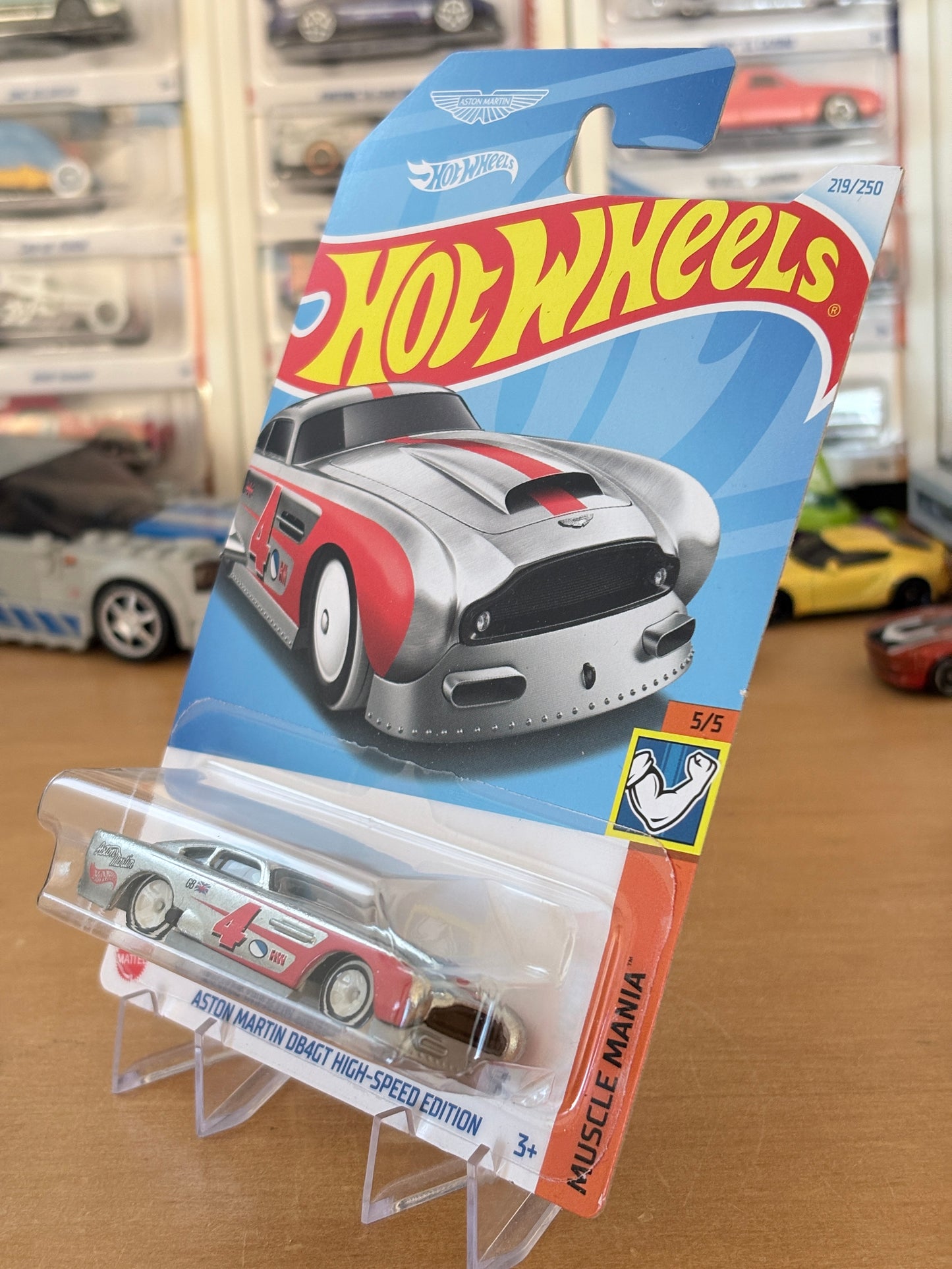 Hot Wheels Mainline | Aston Martin DB4GT High-Speed Edition | 2023 Muscle Mania 5/5