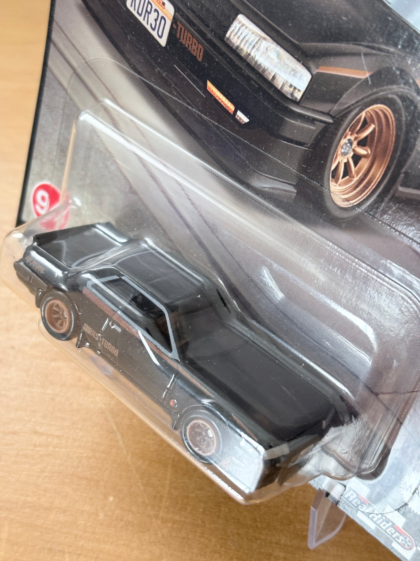 Hot Wheels Premium | Nissan Skyline (KDR30) | Hot Wheels Boulevard 95