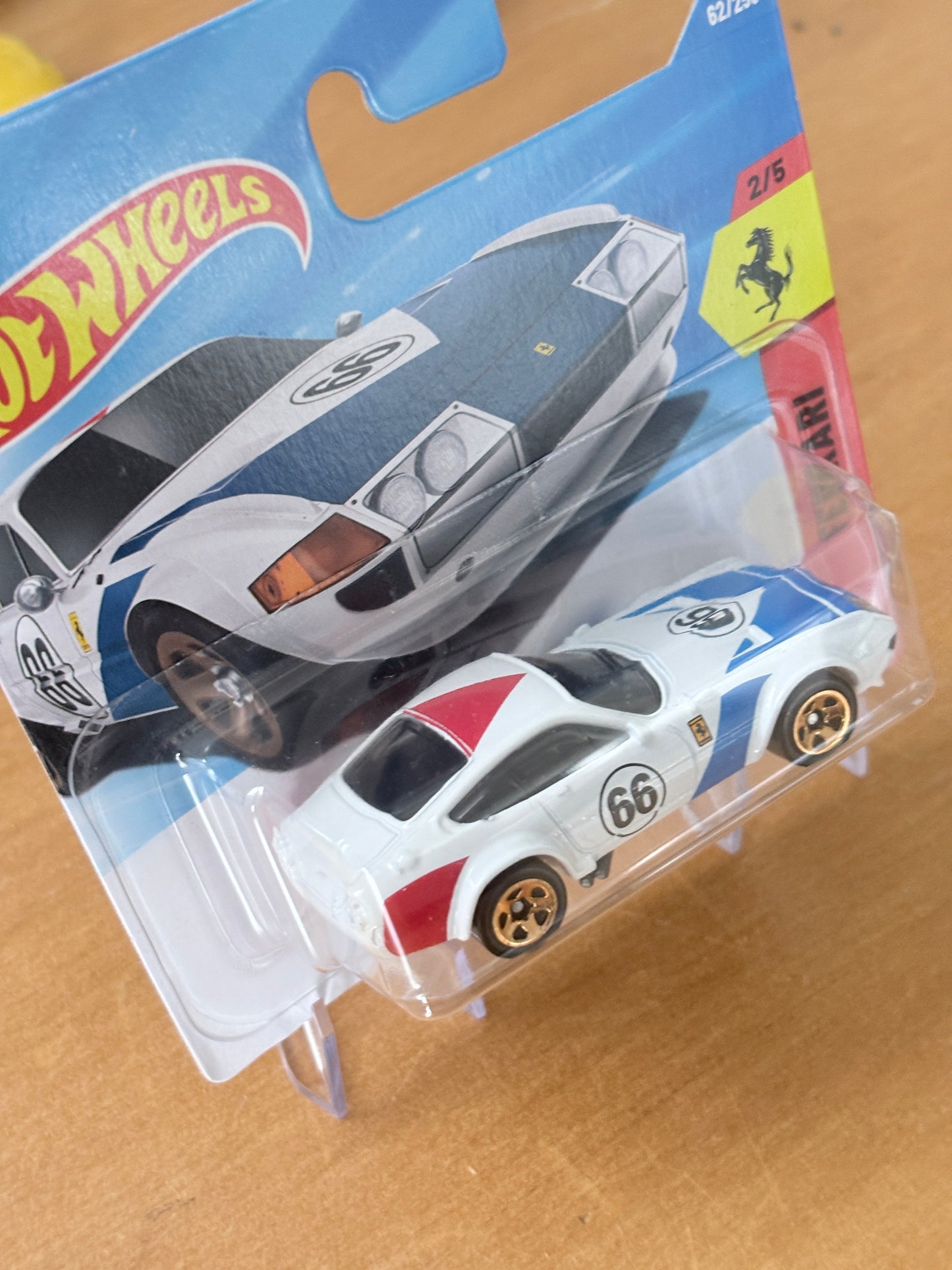 Hot Wheels Mainline | Ferrari 365 GTB4 Competizione | 2026 Ferrari 2/5