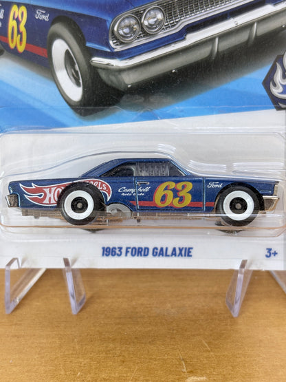 Hot Wheels 1963 Ford Galaxie | 2026 Cool Classics 8/10 Mainline