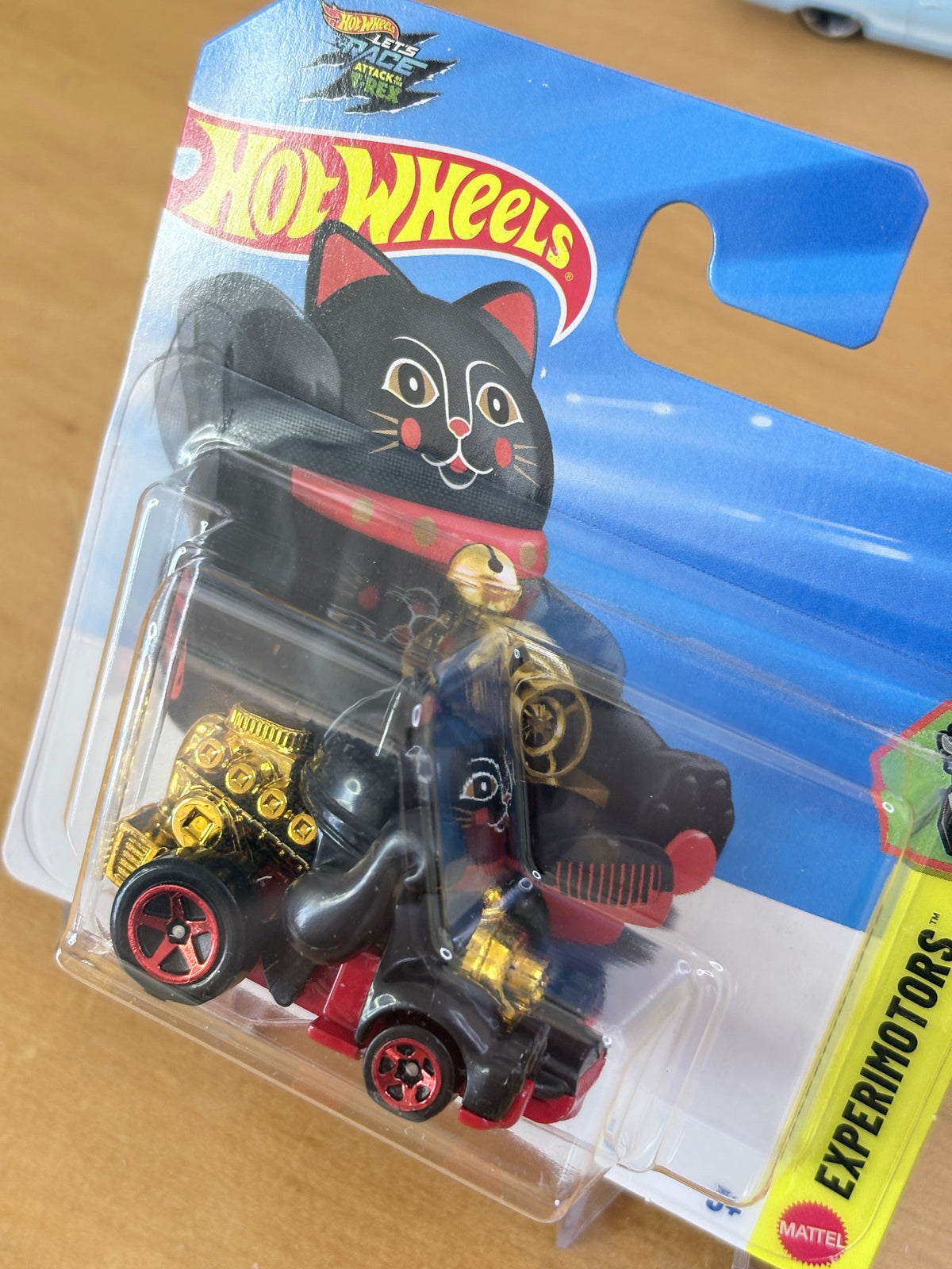 Hot Wheels Mainline | Feline Lucky | 2026 Exprimotors 2/5 Short Card BLACK