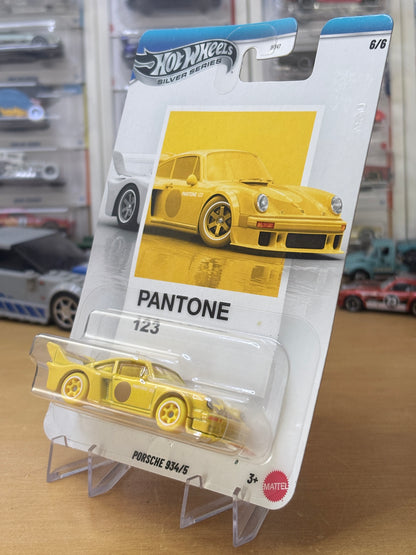 Hot Wheels Silver Series | Porsche 934/5 | 2026 Pantone 6/6 CHASE