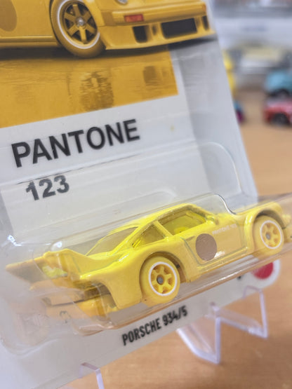 Hot Wheels Silver Series | Porsche 934/5 | 2026 Pantone 6/6 CHASE